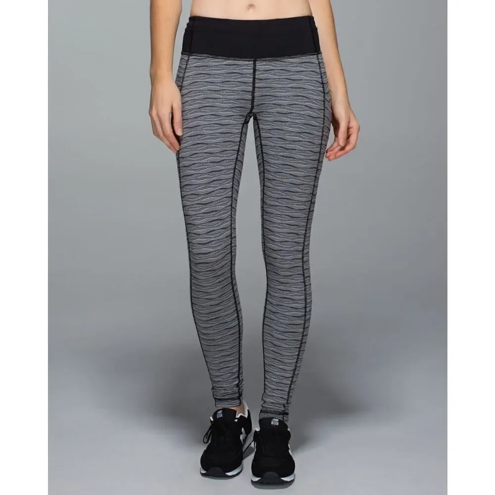 Lululemon Speed Tight II Textured Wave Black Silver Spoon / Black - Size: 6
